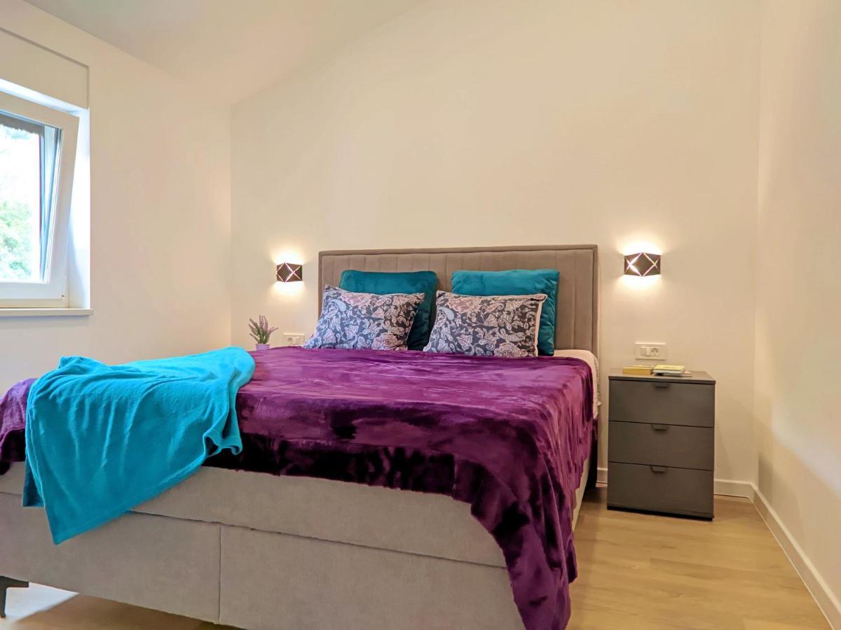 Luxury Sunrise Jacuzzi Apts, 50 M From The Beach カリ エクステリア 写真